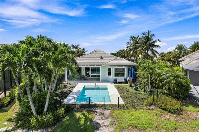 5047 Andros DR, Naples, FL 34113