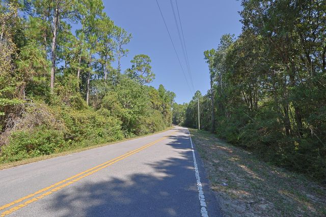 3524 J W Hollington Road, Freeport, FL 32439