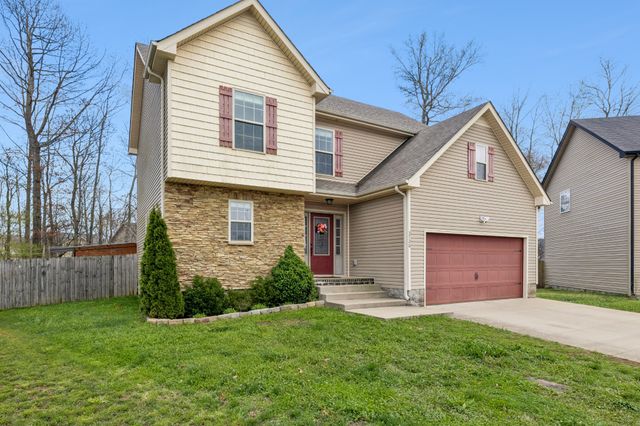 3726 Crisscross Ct, Clarksville, TN 37040