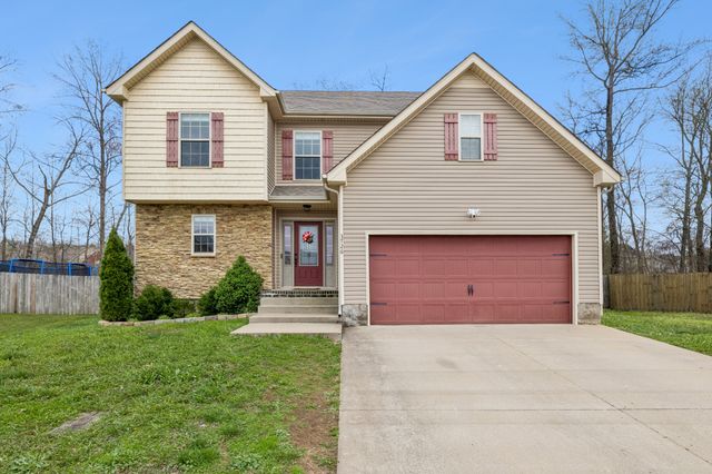 3726 Crisscross Ct, Clarksville, TN 37040