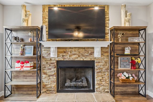 3726 Crisscross Ct, Clarksville, TN 37040