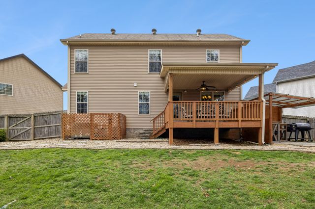 3726 Crisscross Ct, Clarksville, TN 37040