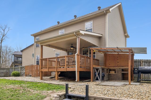 3726 Crisscross Ct, Clarksville, TN 37040