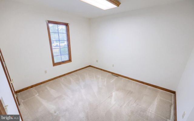2874 SPARROW DR, York, PA 17408