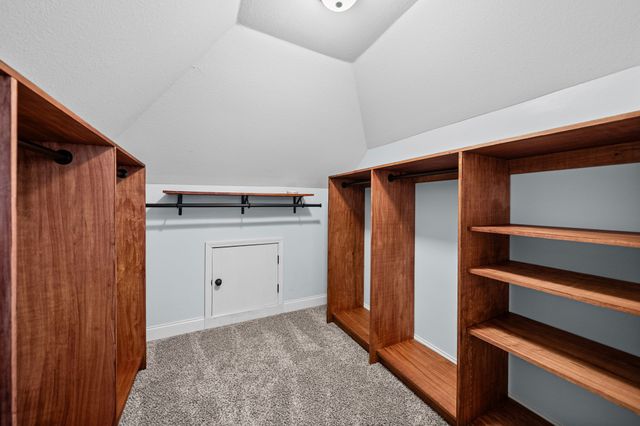 1272 Brigade Dr, Clarksville, TN 37043