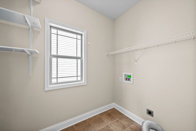 1272 Brigade Dr, Clarksville, TN 37043