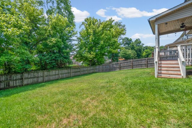 1272 Brigade Dr, Clarksville, TN 37043
