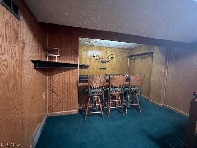 1124 Valley Drive NW, North Canton, OH 44720