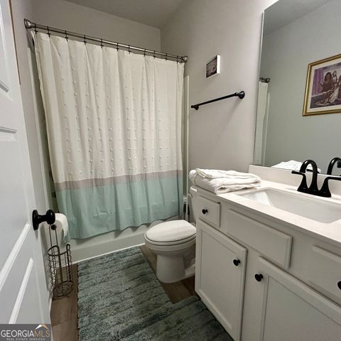 1533 Dover Creek Lane, Lawrenceville, GA 30045