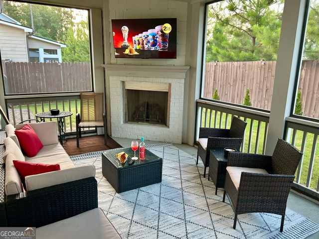 1533 Dover Creek Lane, Lawrenceville, GA 30045