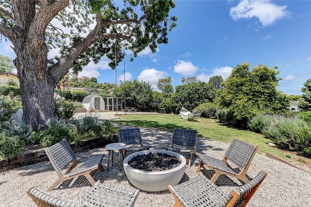 27427 Sunnyridge Road, Palos Verdes Peninsula, CA 90274