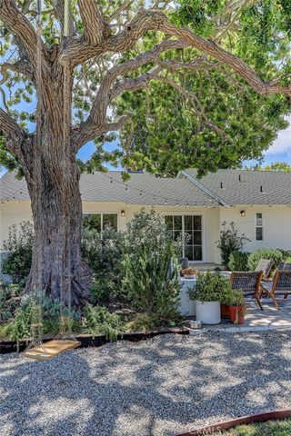 27427 Sunnyridge Road, Palos Verdes Peninsula, CA 90274