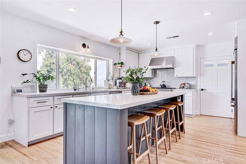 Image 29 of property listing at 27427 Sunnyridge Road, Palos Verdes Peninsula, CA 90274