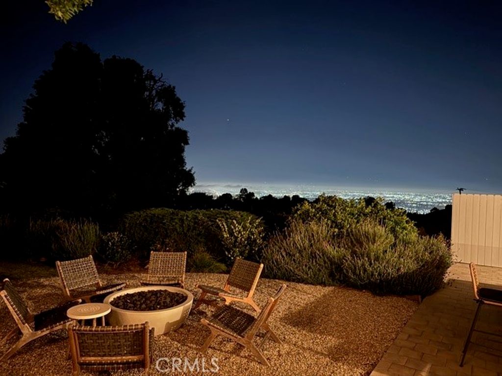 Image 58 of property listing at 27427 Sunnyridge Road, Palos Verdes Peninsula, CA 90274