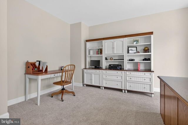 3 ROBIN CIR, Princeton Junction, NJ 08550