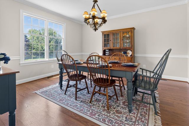 3 ROBIN CIR, Princeton Junction, NJ 08550