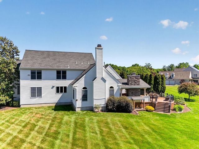 3 ROBIN CIR, Princeton Junction, NJ 08550