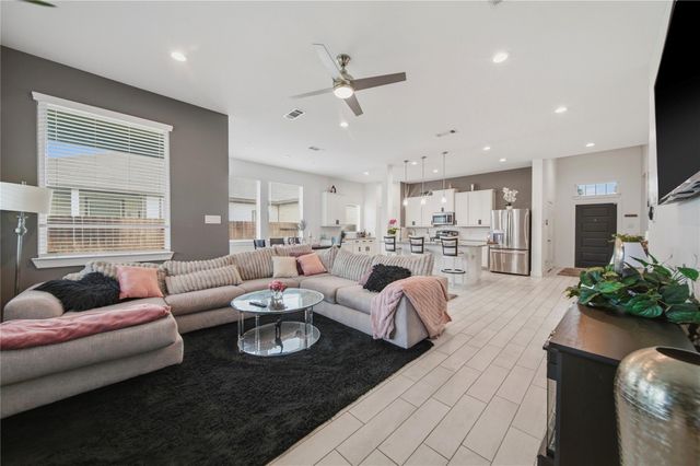 4512 Bartagrass Drive, Rosenberg, TX 77469