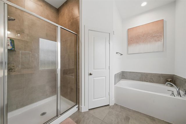 4512 Bartagrass Drive, Rosenberg, TX 77469