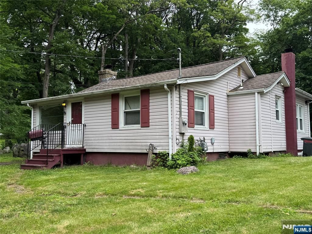 212 N Beverwyck Road, Par-troy Hills Twp., NJ 07034