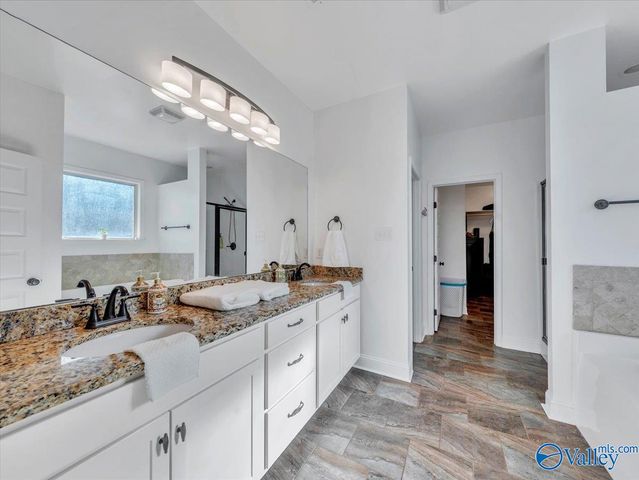 17461 Fieldway Circle, Harvest, AL 35749