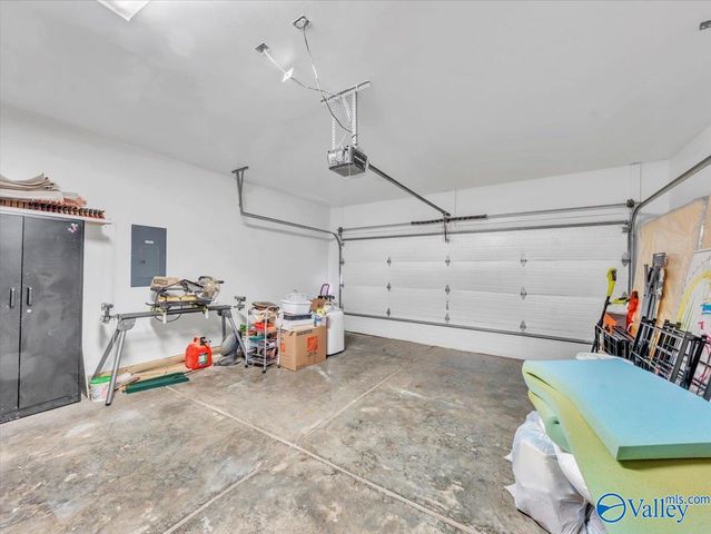 17461 Fieldway Circle, Harvest, AL 35749