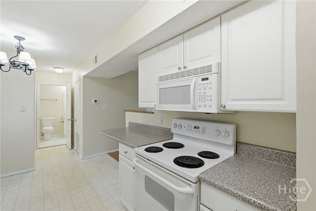 401 N Cromwell Road D2, Savannah, GA 31410