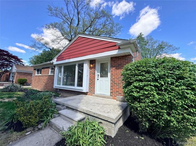 17604 Wakenden, Redford, MI 48240
