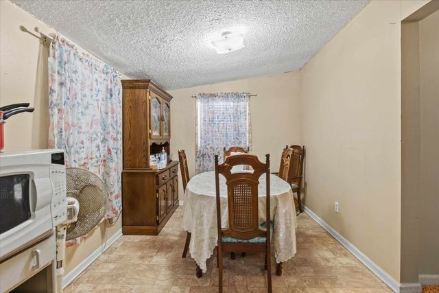 2611 Red Arrow Road, Tallahassee, FL 32301