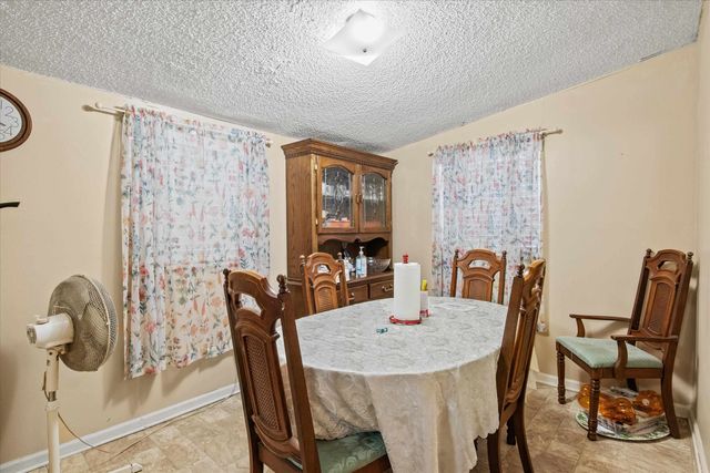 2611 Red Arrow Road, Tallahassee, FL 32301