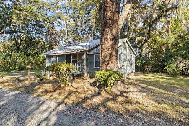 2611 Red Arrow Road, Tallahassee, FL 32301