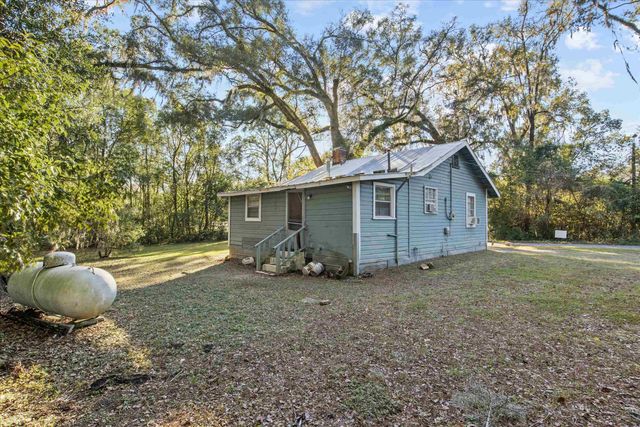 2611 Red Arrow Road, Tallahassee, FL 32301
