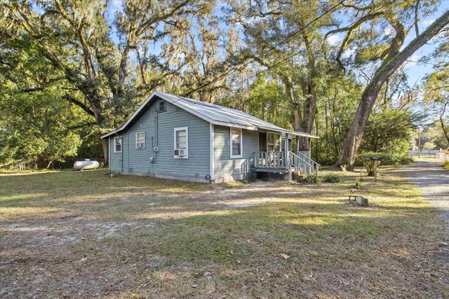 2611 Red Arrow Road, Tallahassee, FL 32301