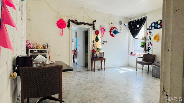 3738 Gravois Avenue, St Louis, MO 63116