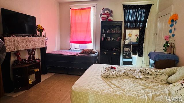 3738 Gravois Avenue, St Louis, MO 63116