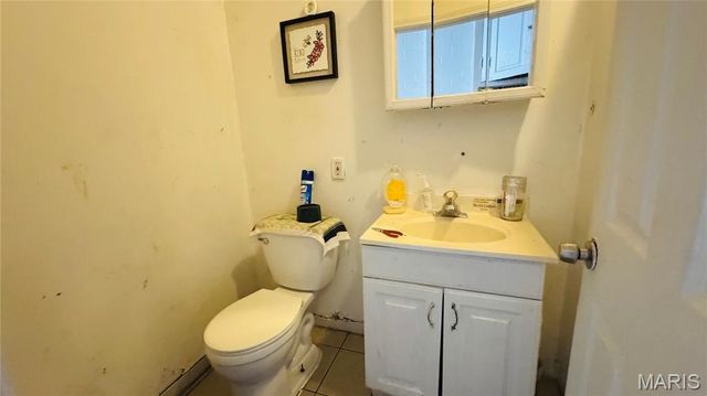 3738 Gravois Avenue, St Louis, MO 63116