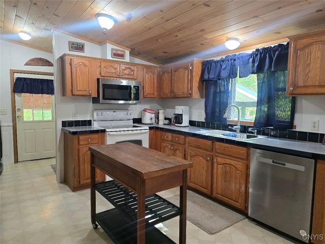 3349 Pine Road, Vienna, NY 13308