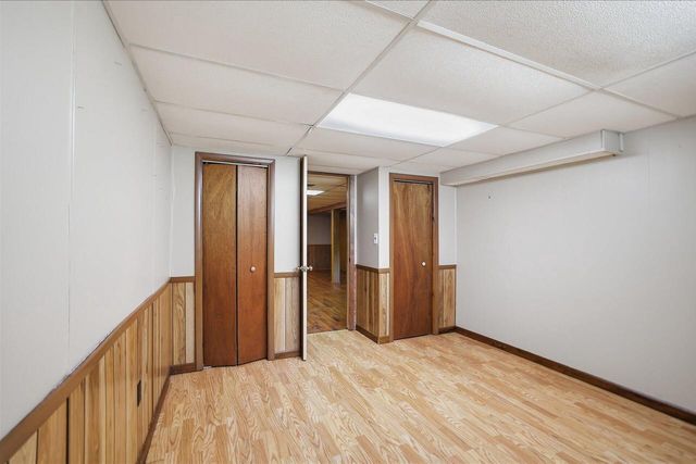2514 S 89th STREET, West Allis, WI 53227