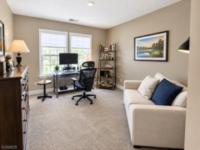 3 Woodland Way, Mount Arlington Boro, NJ 07856
