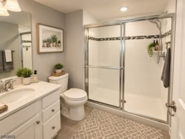 3 Woodland Way, Mount Arlington Boro, NJ 07856