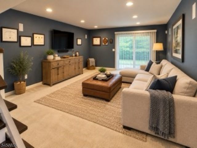 3 Woodland Way, Mount Arlington Boro, NJ 07856