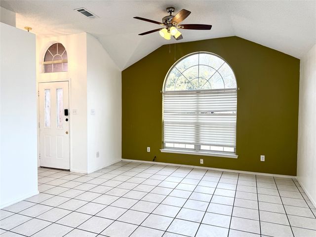 8732 Creede Trail, Fort Worth, TX 76118