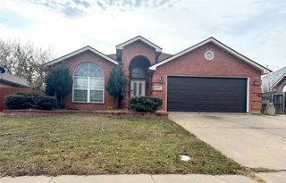 8732 Creede Trail, Fort Worth, TX 76118