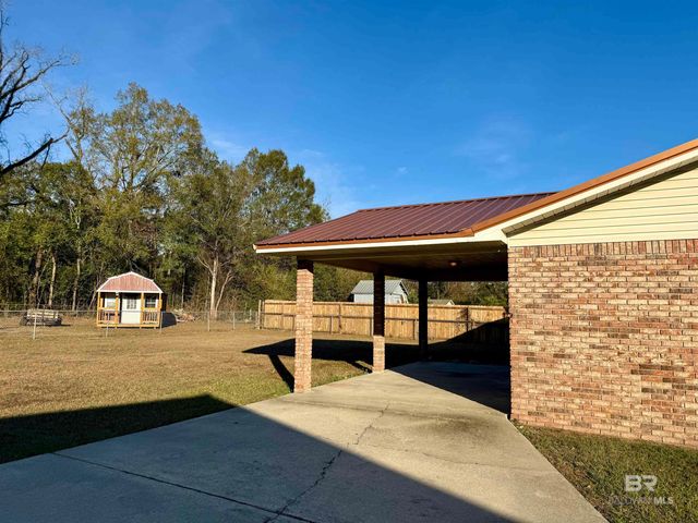 403 E Underwood Street, Brewton, AL 36426