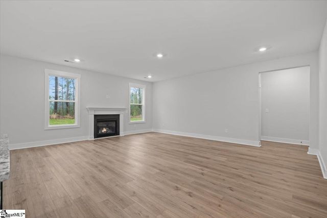 253 Summerall Lane, Seneca, SC 29678