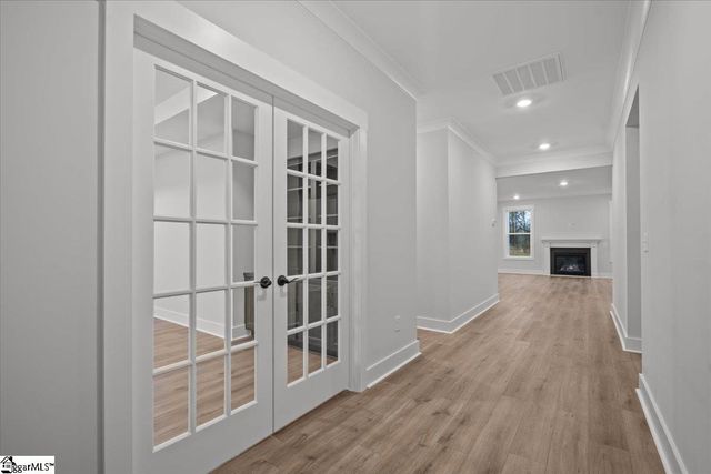 253 Summerall Lane, Seneca, SC 29678