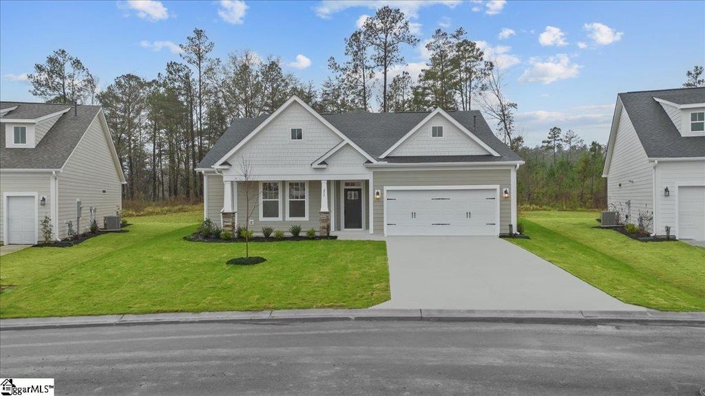 253 Summerall Lane, Seneca, SC 29678