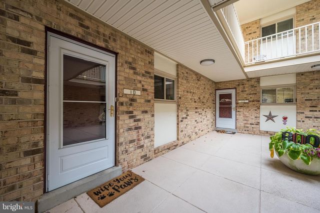 3350 GLENEAGLES DR #70-1D, Silver Spring, MD 20906