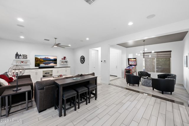 9743 W DESERT ELM Lane, Peoria, AZ 85383