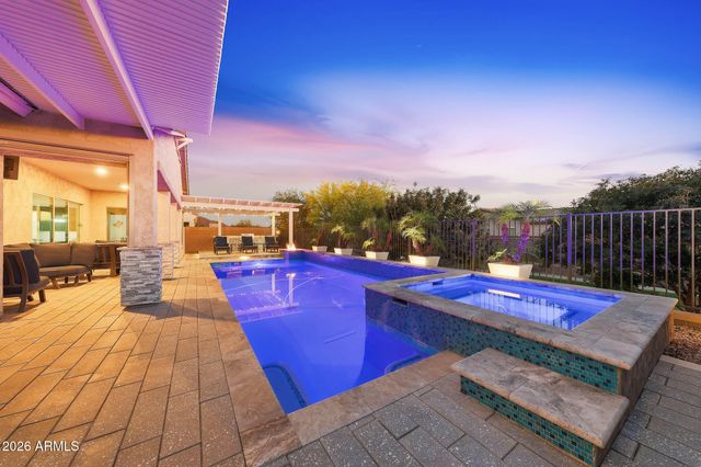 9743 W DESERT ELM Lane, Peoria, AZ 85383